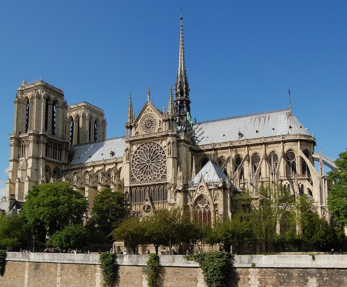 rhythm smoke Distract Un simbol va ramane un simbol- Catedrala Notre-Dame din Paris - Claudiu  Degeratu